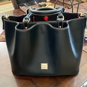 Dooney & Bourke large Barlow